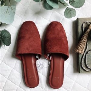 Brand new women’s slip on’s